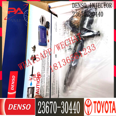 23670-30440 23670-39435 TOYOTA Diesel Fuel Injector 295900-0200 295900-0250 Untuk Toyota Hiace
